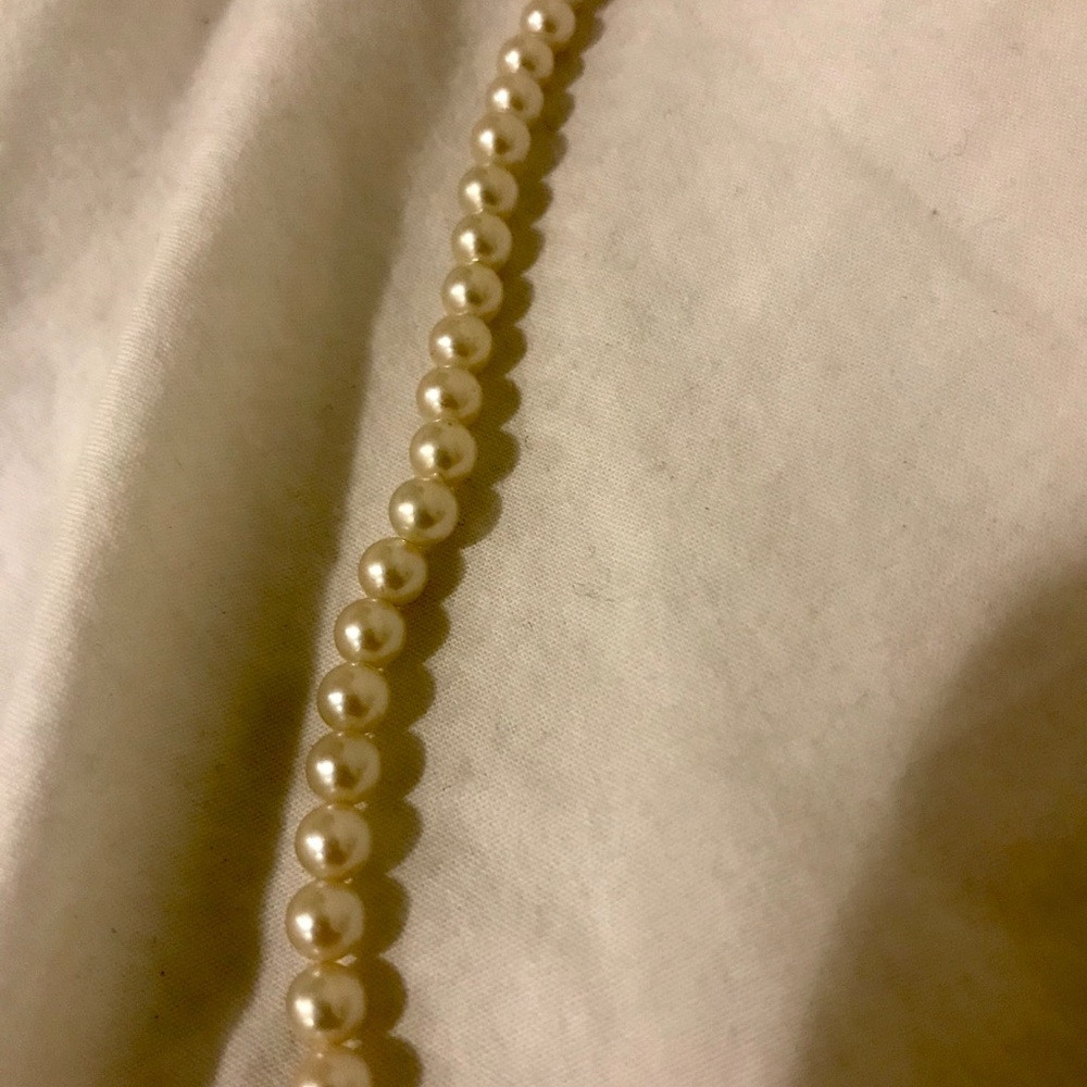 Pearl necklace - Picture 3 of 3